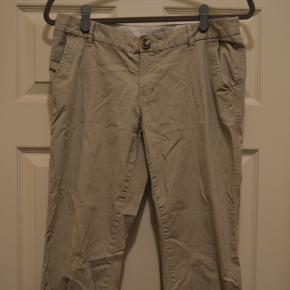 Khaki Capri with zipper/cuff🌟FINAL MARKDOWN🌟